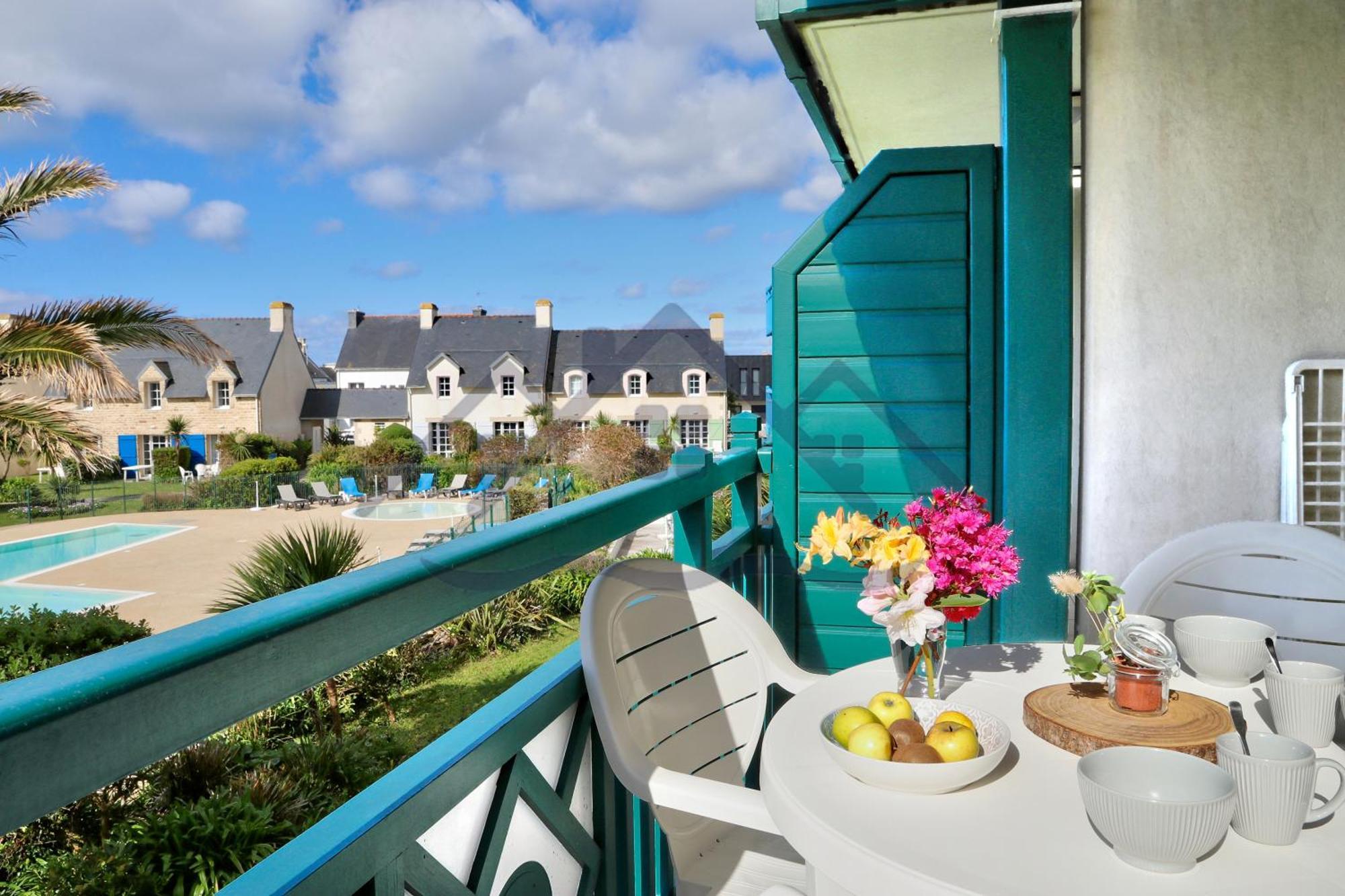 Localise - A18 - Avec Balcon - Petite Vue A Travers Le Palmier - Piscine De Avril A Septembre - Wifi Inclus - Animaux Admis - Draps Inclus - Parking Inclus Apartment
