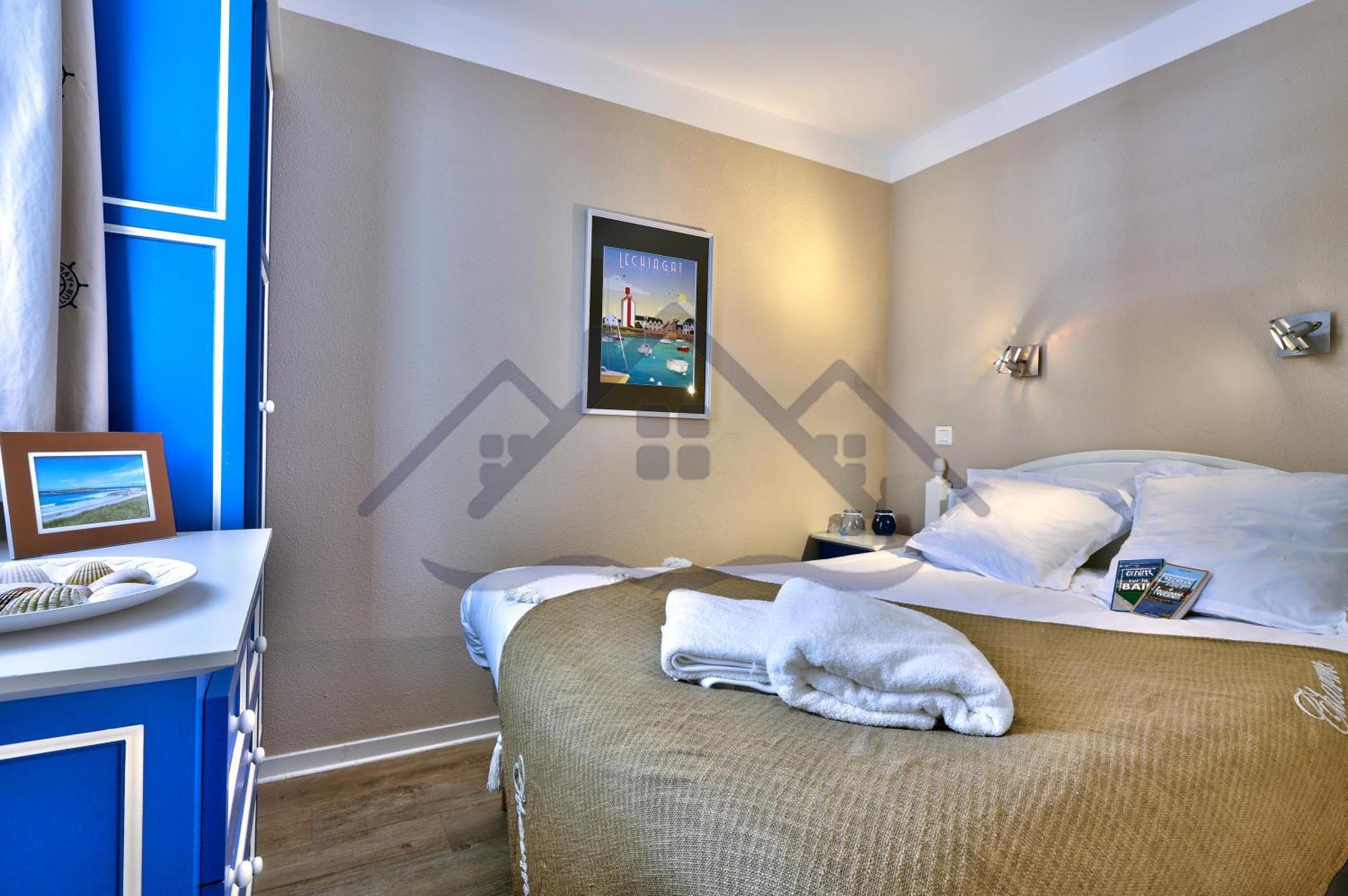 Localise - A18 - Avec Balcon - Petite Vue A Travers Le Palmier - Piscine De Avril A Septembre - Wifi Inclus - Animaux Admis - Draps Inclus - Parking Inclus Apartment